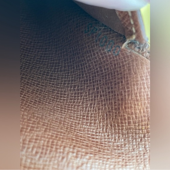 LOUIS VUITTON Brown Monogram Wallet (SP1000) - Picture 14 of 14